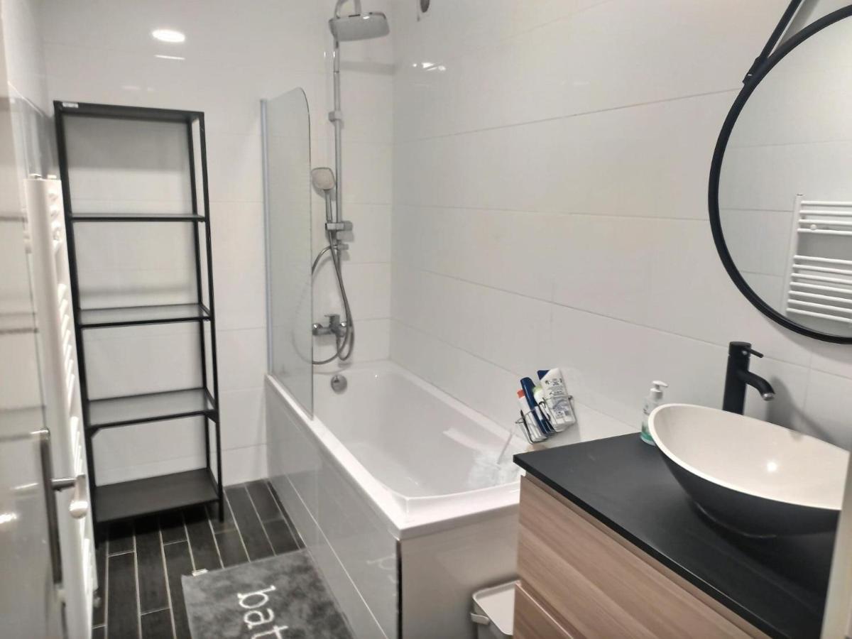 Chambre Privee 23M - Canape Lit - Wifi - Appart 120M Woippy Exterior foto